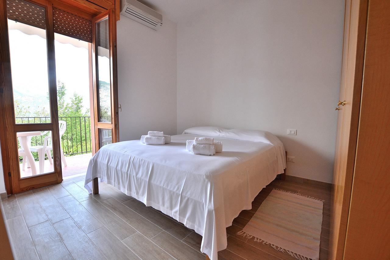 Residenza Candor With Pool Μαλτσεζίνε Εξωτερικό φωτογραφία