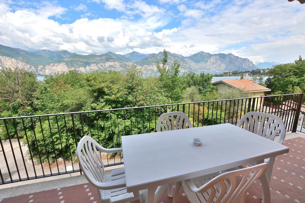 Residenza Candor With Pool Μαλτσεζίνε Εξωτερικό φωτογραφία